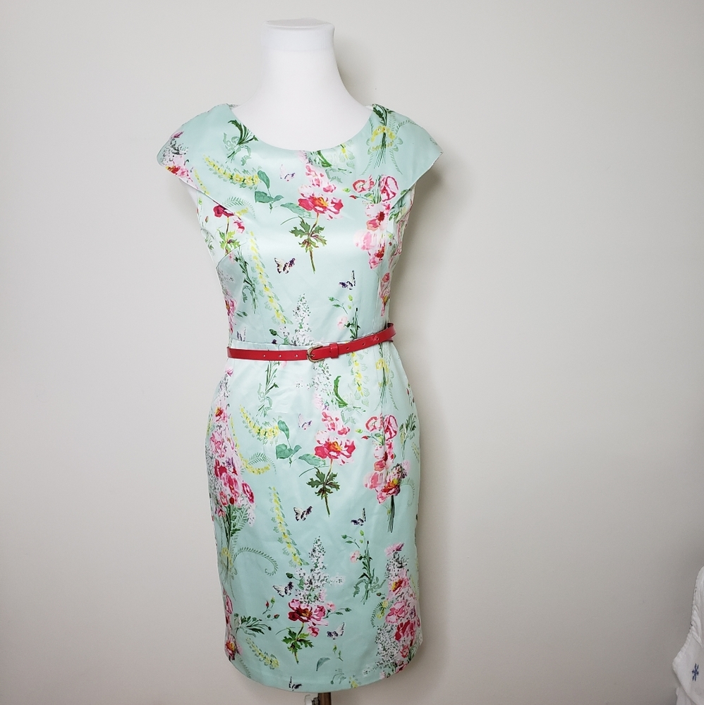 Floral dress size 2_4